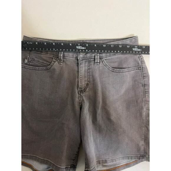 Lee Modern Series Sz 6 Curvy Fit Grey Jean Shorts Lightweight Bermuda - Picture 7 of 8